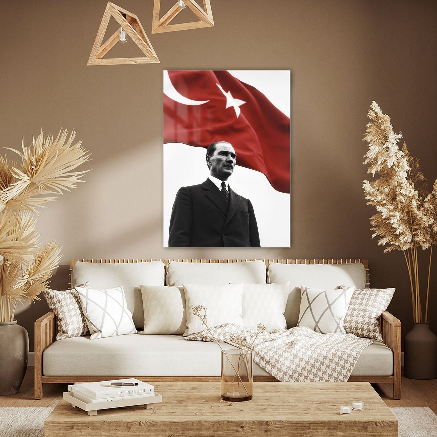 Atatürk Siyah Beyaz Bayraklı Tarihi Portre Cam Tablo