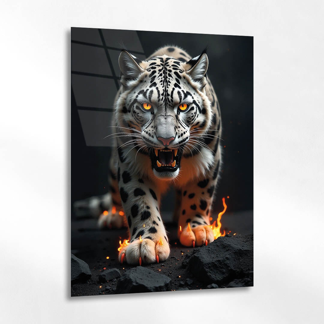 Alevli Kar Leoparı Cam Tablo