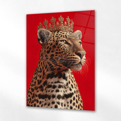 Taçlı Leopar Kırmızı Arka Plan Cam Tablo