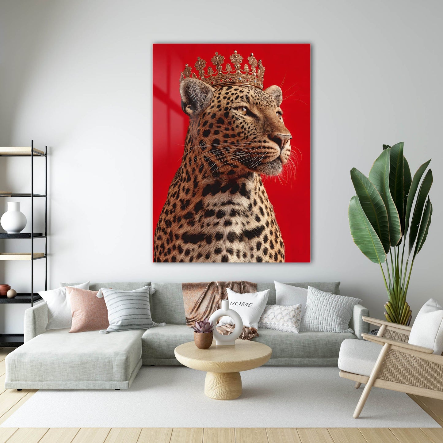 Taçlı Leopar Kırmızı Arka Plan Cam Tablo