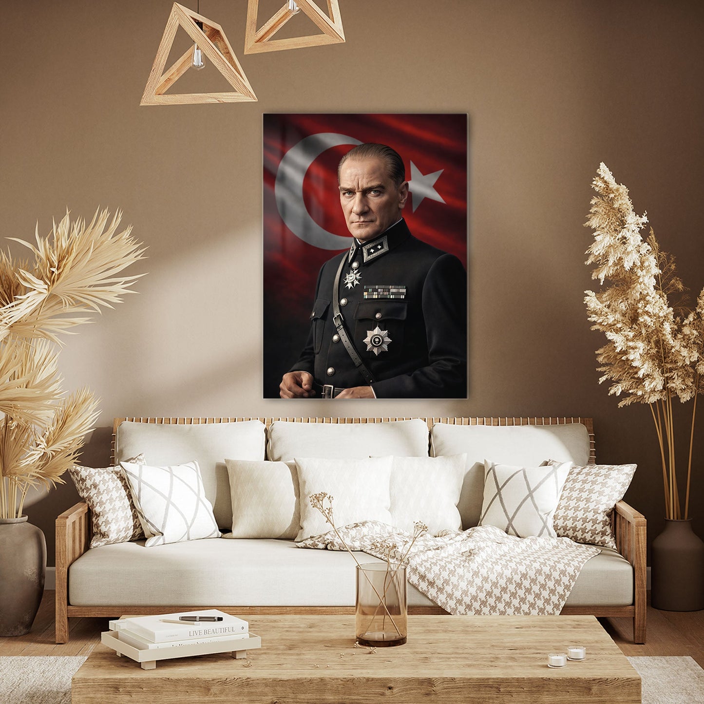 Atatürk Askeri Üniformalı Türk Bayrağı Cam Tablo