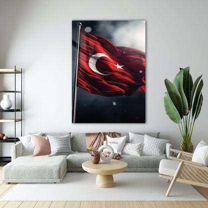 Dalgalanan Türk Bayrağı Rüzgarlı Cam Tablo