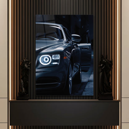 Rolls-Royce Cam Tablo – Lüks Sedan Gece Ön Detay