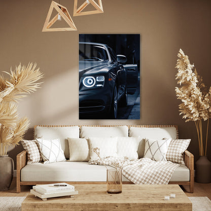 Rolls-Royce Cam Tablo – Lüks Sedan Gece Ön Detay