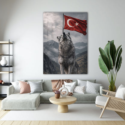 Türk Bayrağı Altında Kurt Dağ Manzara Cam Tablo