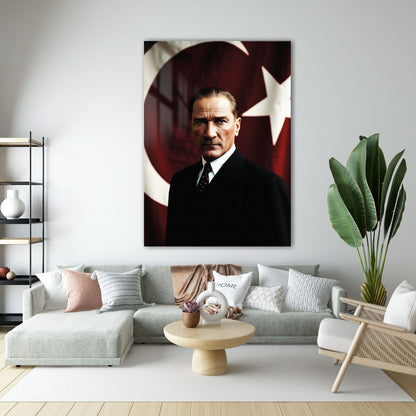Mustafa Kemal Atatürk Türk Bayrağı Önünde Resmi Portre Cam Tablo