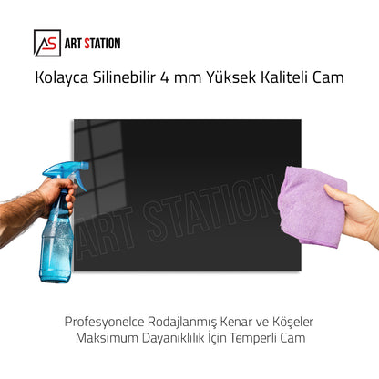 Siyah Aslan Cam Tablo – Lüks ve Modern Duvar Dekoru